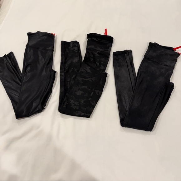 SPANX Pants - SPANX Black and Camo Leggings Set of 3